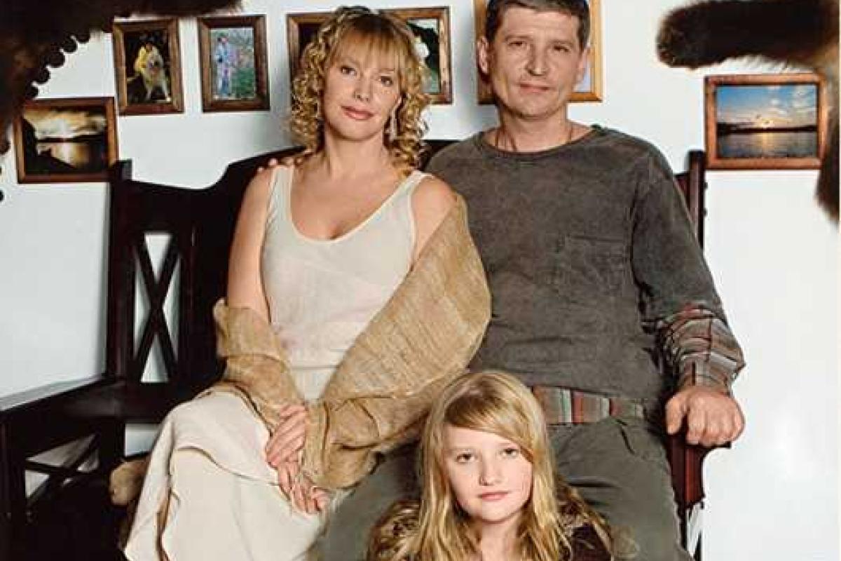 Елена Проклова вернулась к мужу спустя четыре месяца после развода Елена Проклова вернулась к мужу спустя четыре месяца после развода