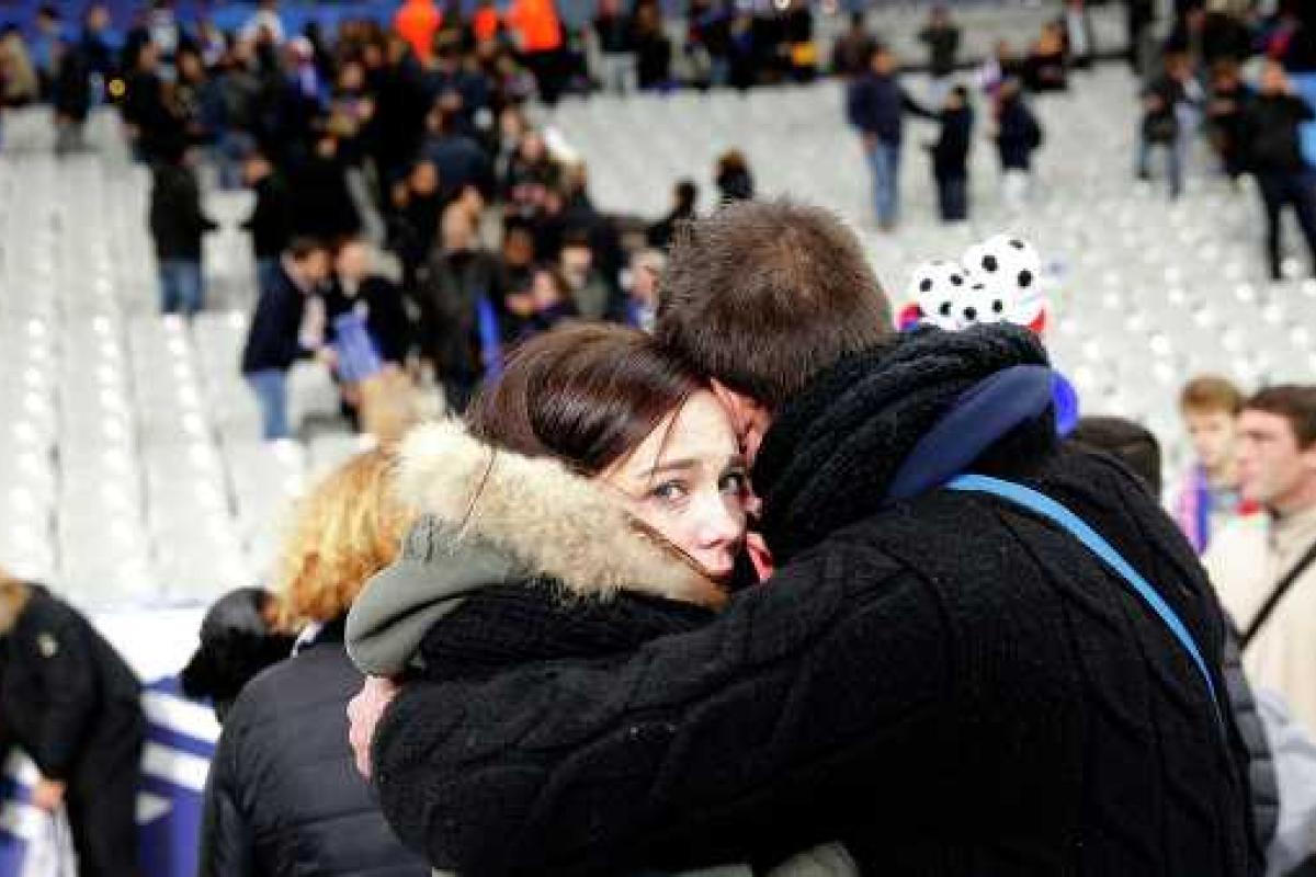 С. Сотник о терактах в Париже: Ночь на субботу 14 ноября выбрана не случайно