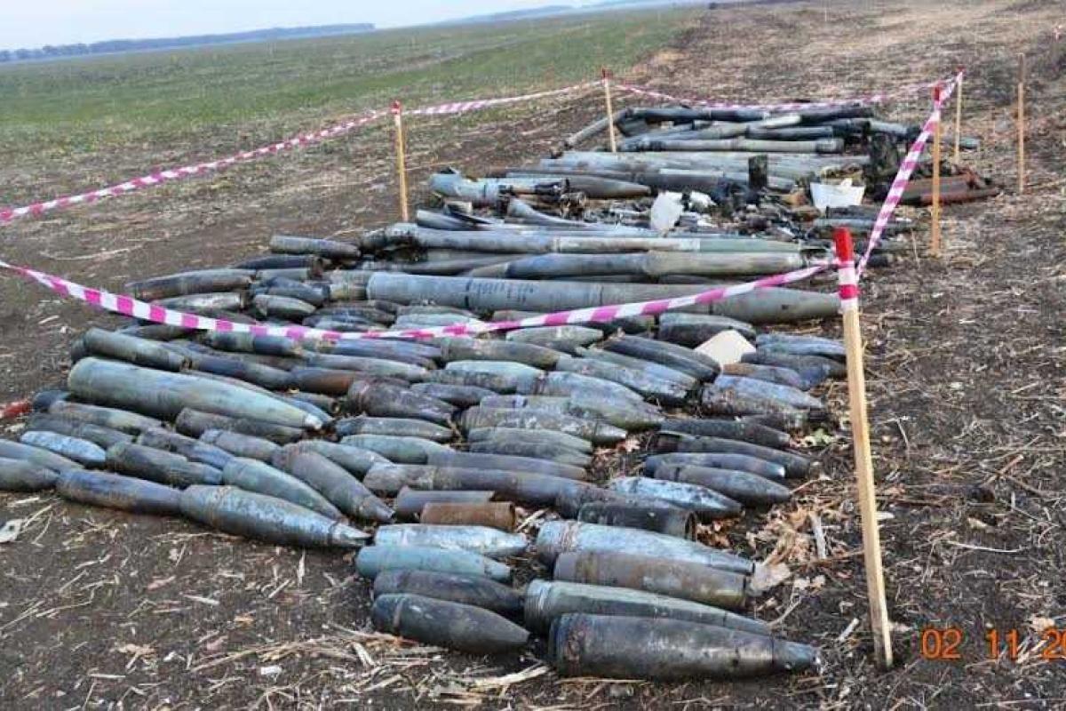 Военные саперы уже очистили 37 гектаров вокруг складов в Сватово