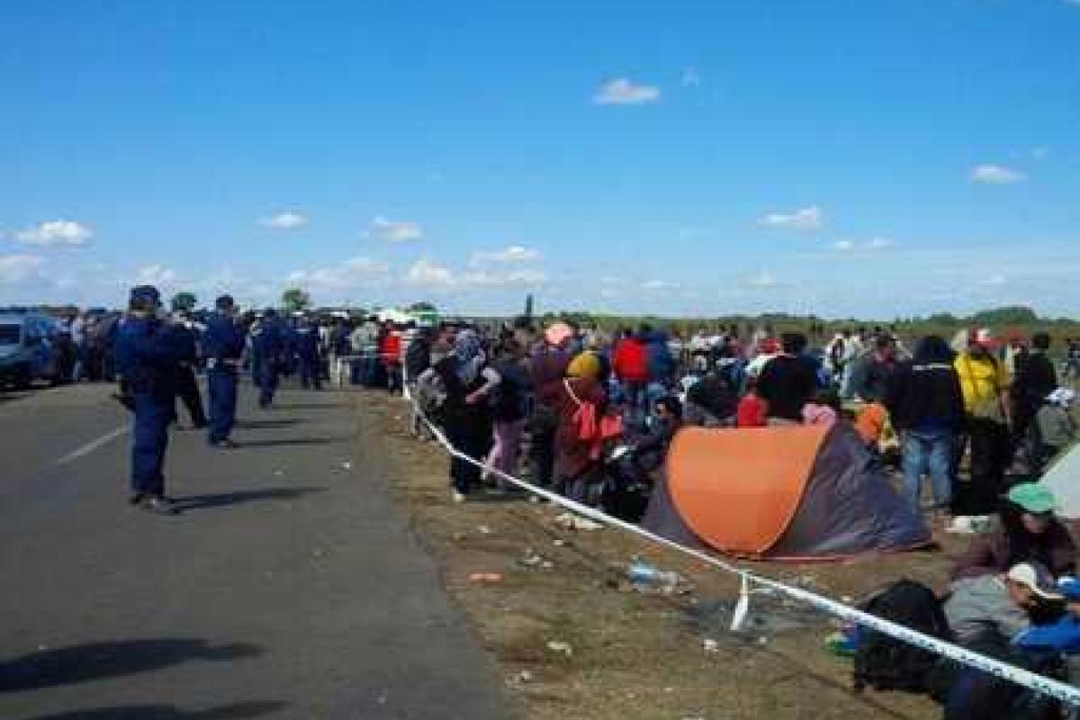 Грецию могут изгнать из Шенгена Грецию могут изгнать из Шенгена