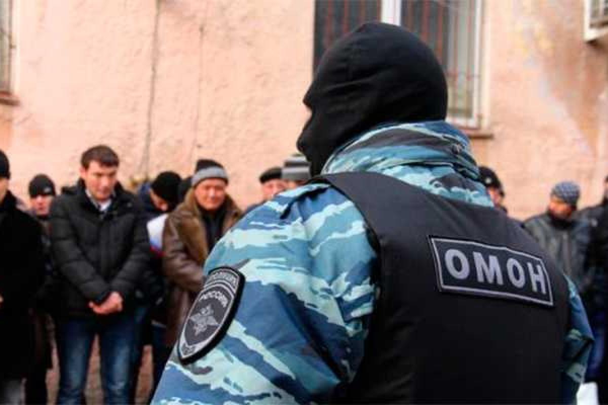 В России "банда" полицейских захватила в заложники 15 турецких работников ковровой фабрики