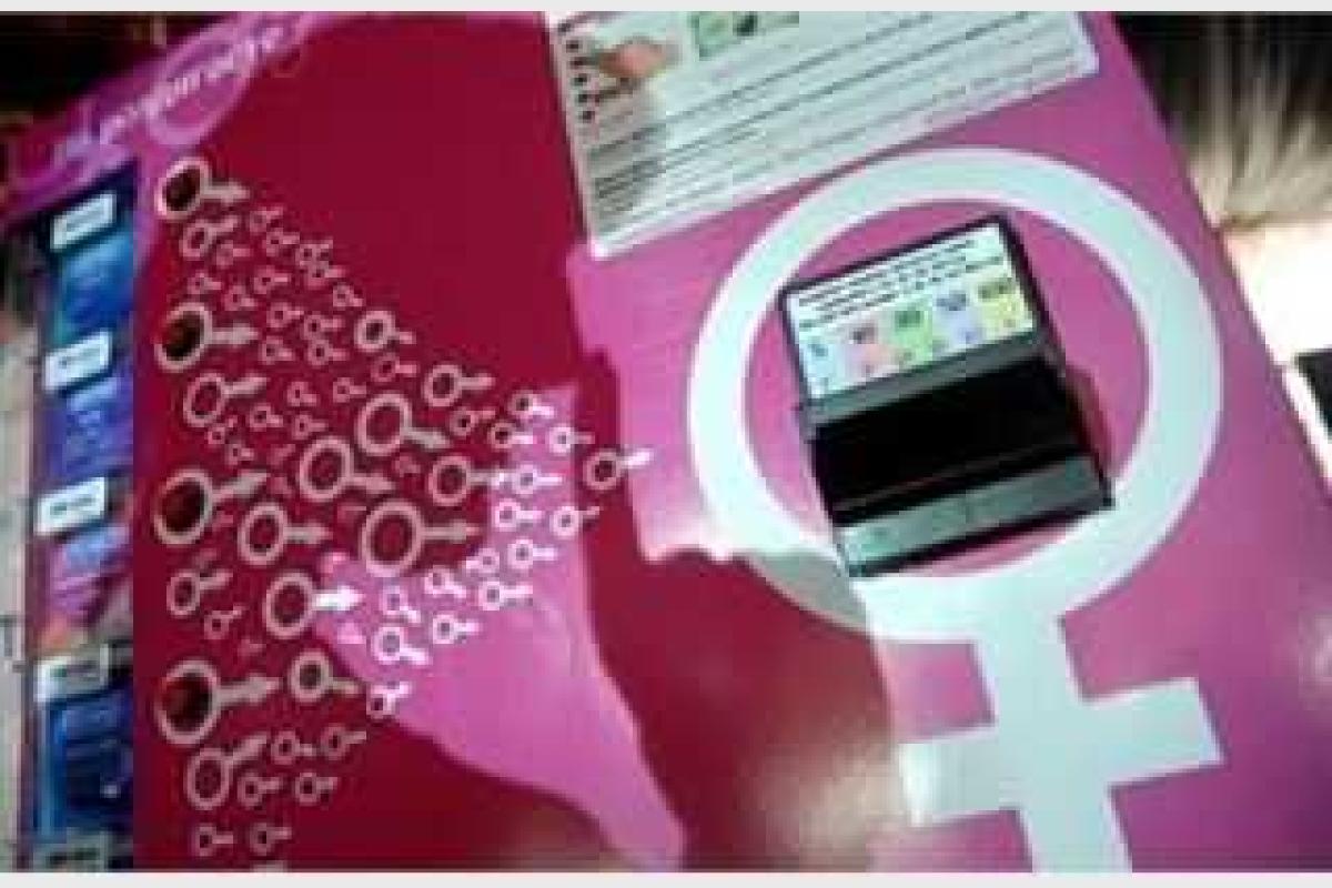 В Германии мужчина погиб при попытке ограбить автомат с презервативами