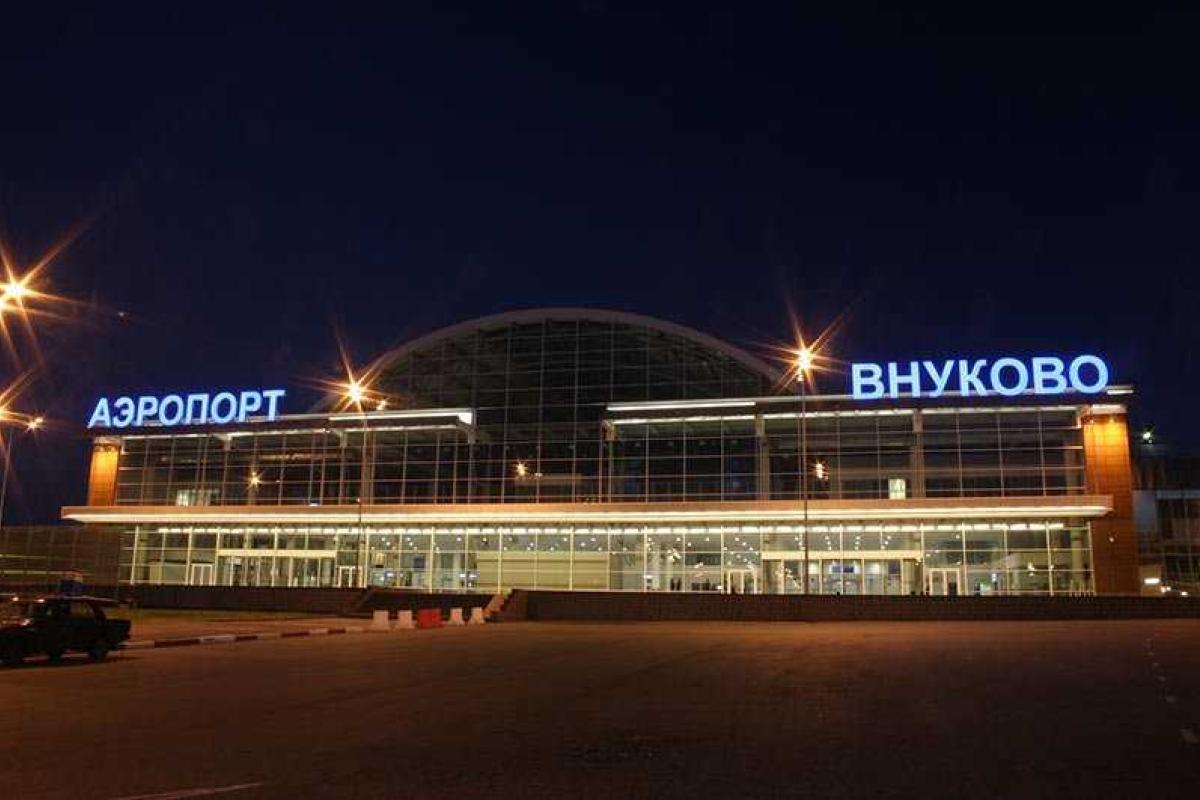 12-летний ребенок умер в самолете, летевшем из Махачкалы 12-летний ребенок умер в самолете, летевшем из Махачкалы