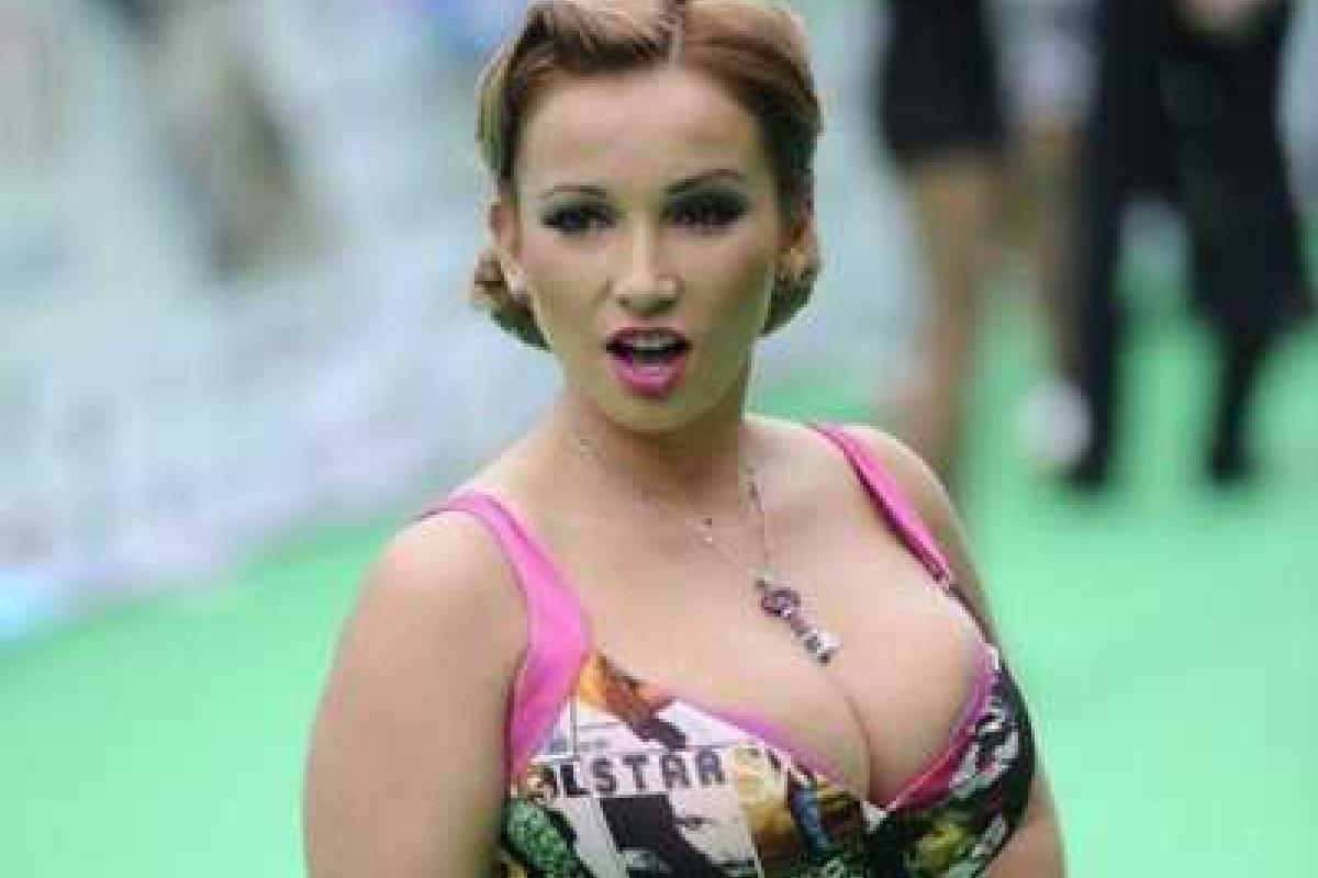 Анфиса Чехова шокировала фанатов, показав брата 