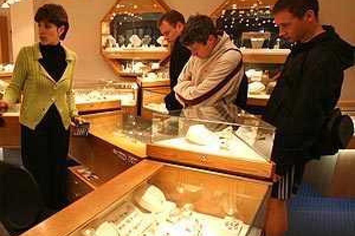 Купить ювелирные изделия в России можно только с паспортом Купить ювелирные изделия в России можно только с паспортом