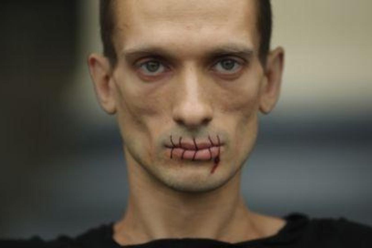 Российского художника Павленского поместили в психбольницу