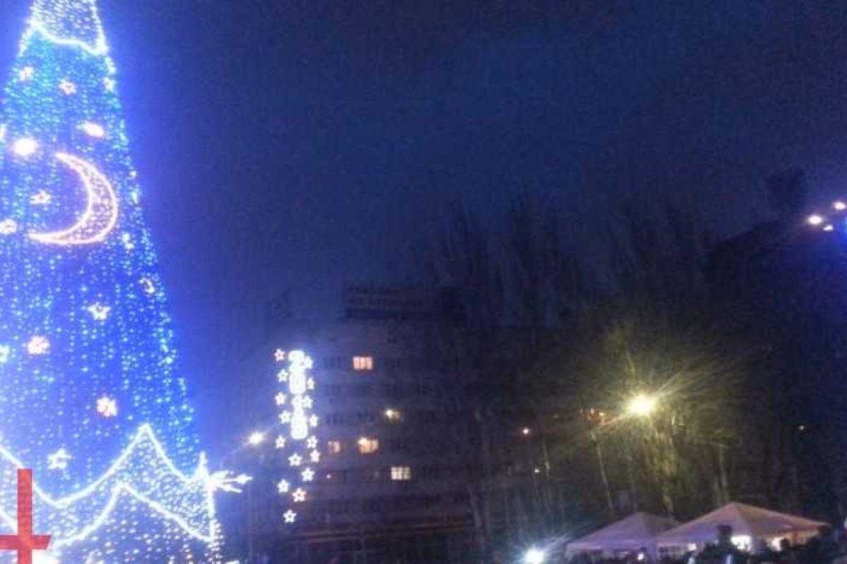 В "ДНР" запретили использовать пиротехнику В "ДНР" запретили использовать пиротехнику