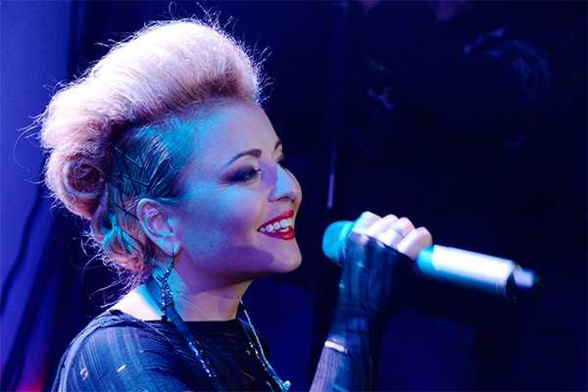 Анжелика Варум рассказала о материнстве