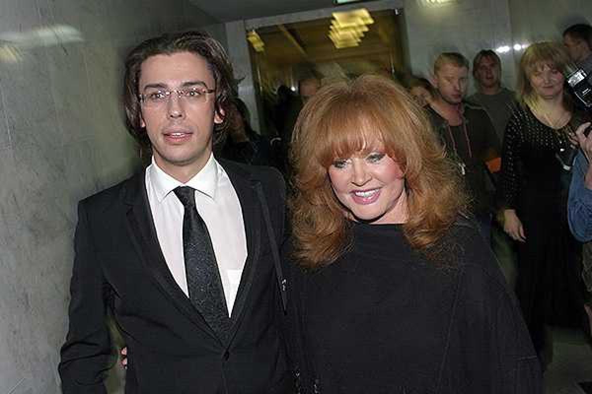 Пугачева и Галкин показали подросших детей Пугачева и Галкин показали подросших детей