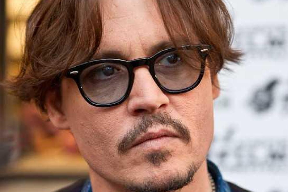 Депп оказался самым переплачиваемым актером Депп оказался самым переплачиваемым актером