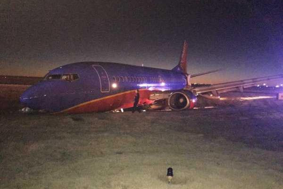 В США самолет совершил жесткую посадку: пострадали 3 человека 