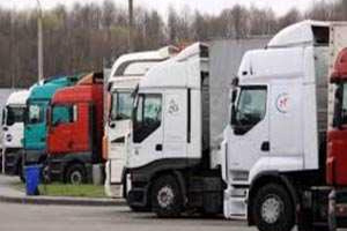 Дальнобойщик пообещал сжечь фуру перед Кремлем Дальнобойщик пообещал сжечь фуру перед Кремлем