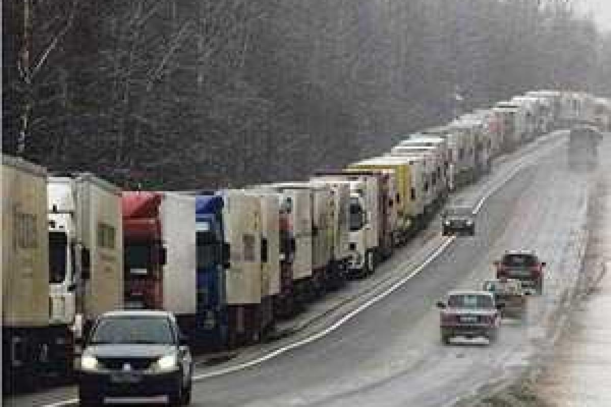 В Подмосковье собирается «армия» протестующих дальнобойщиков В Подмосковье собирается «армия» протестующих дальнобойщиков