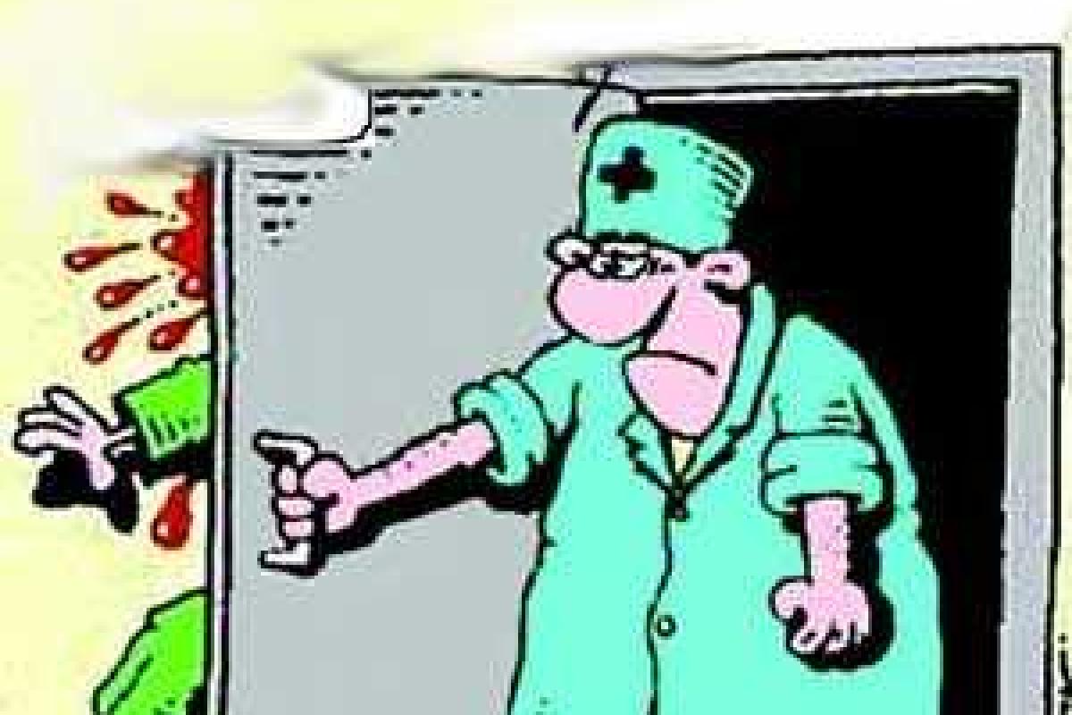 В российской больнице скончалась пациентка, которую забыли в палате, где начался ремонт В российской больнице скончалась пациентка, которую забыли в палате, где начался ремонт