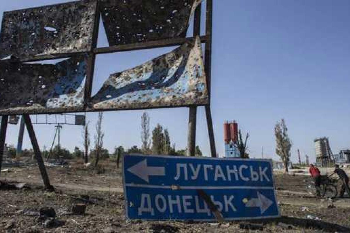 Ночью боевики более 30-ти раз открывали огонь: активизировались бандиты и на Луганщине