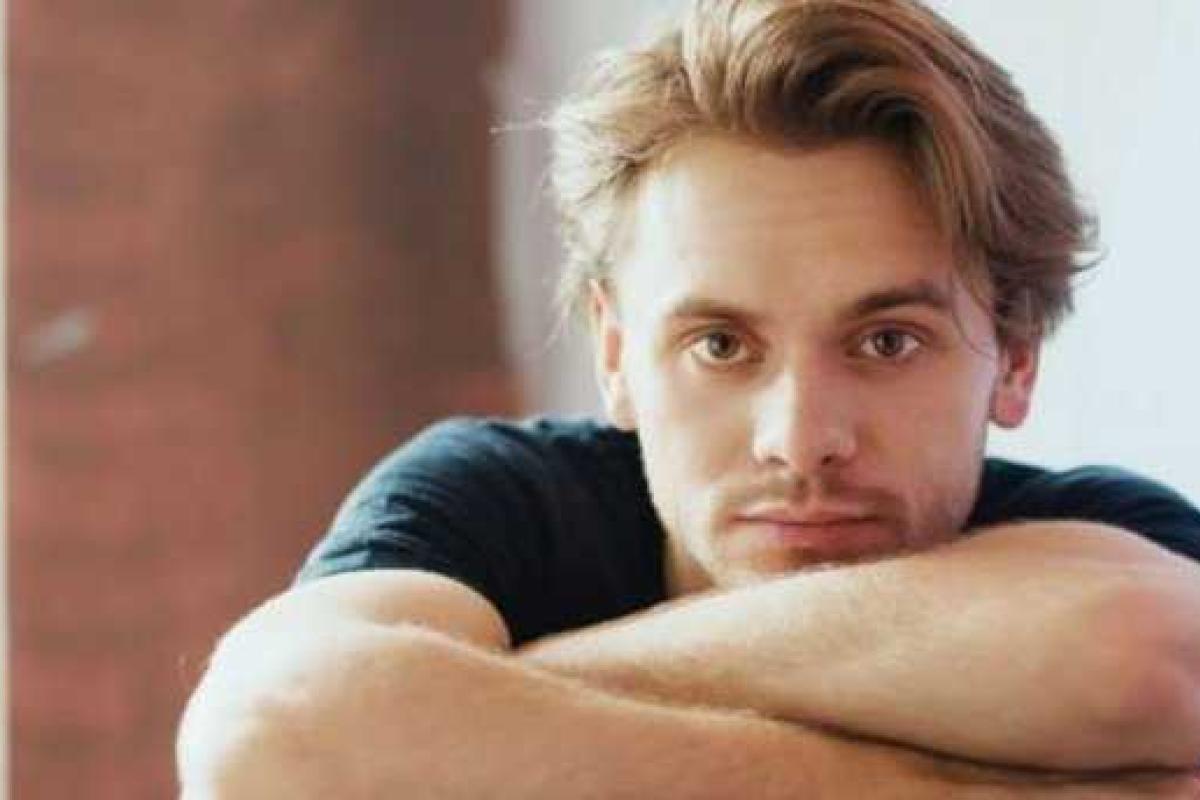 У молодого украинского актера обнаружили рак крови У молодого украинского актера обнаружили рак крови