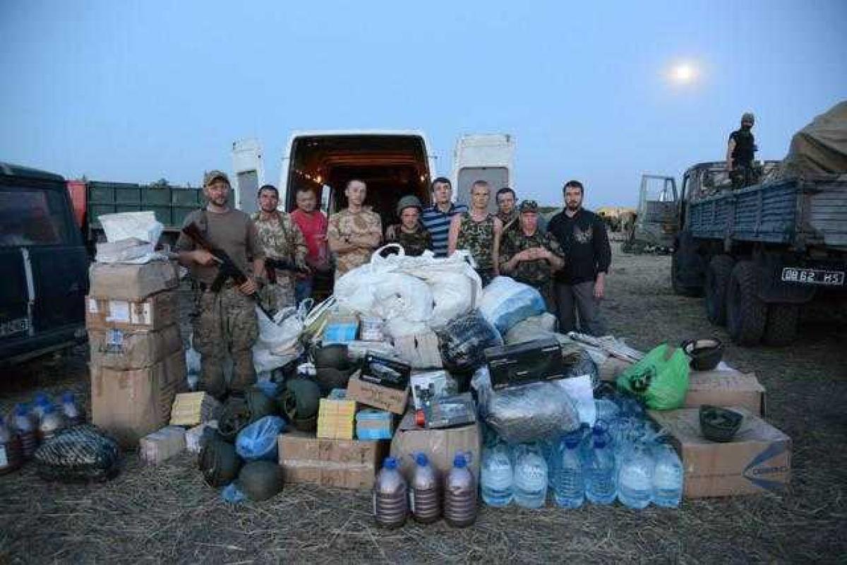 Без волонтера сегодня не было бы Украины, - ИС