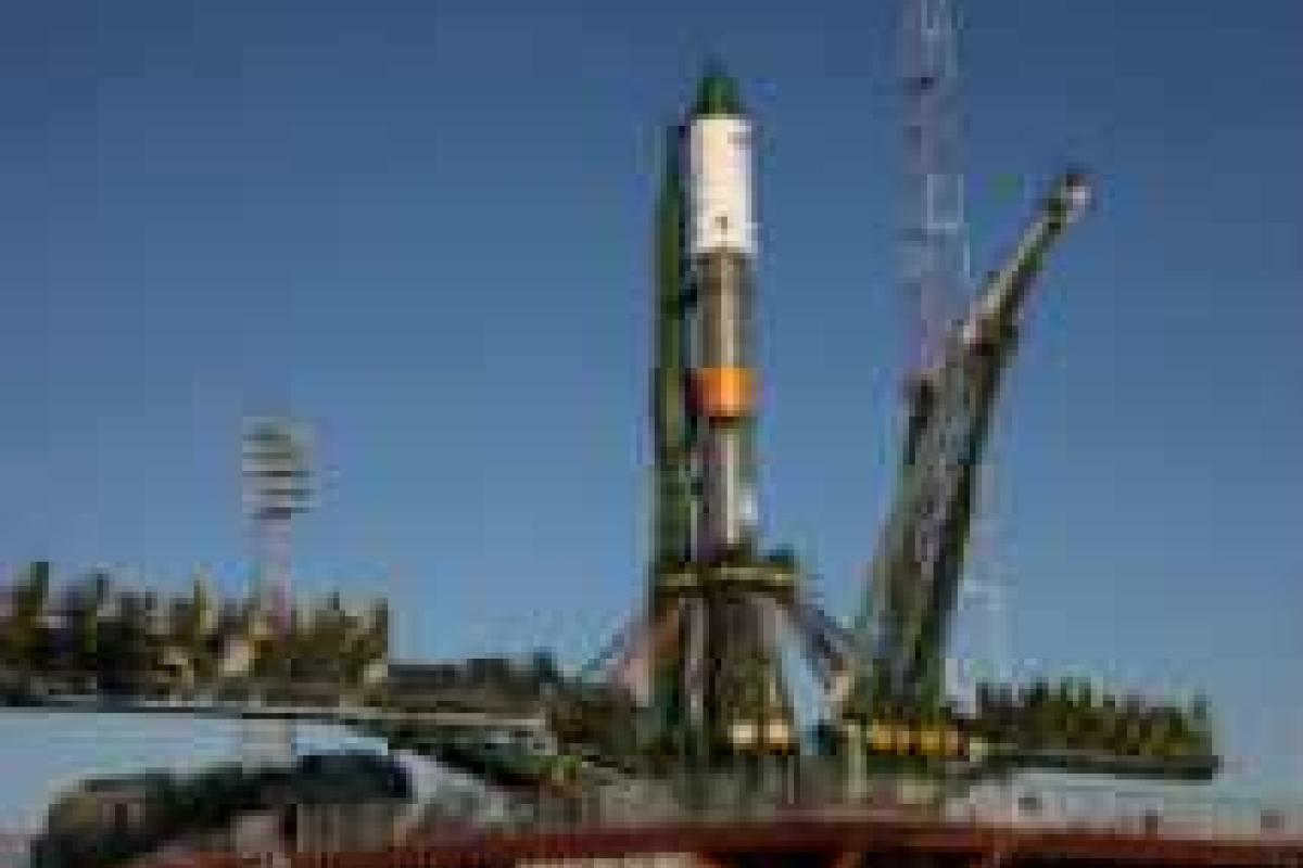 Неужели снова упадет? Россия неудачно запустила военный спутник