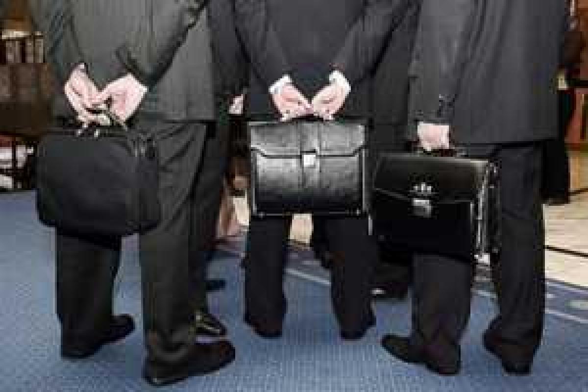 ВР приняла Закон "О государственной службе" ВР приняла Закон "О государственной службе"