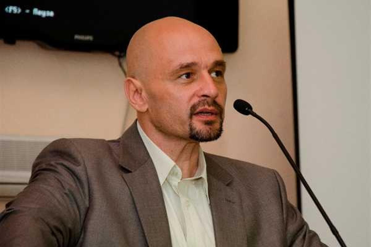 Бывший мэр Горловки вернулся в город, чтобы возглавить "засекреченную" организацию Бывший мэр Горловки вернулся в город, чтобы возглавить "засекреченную" организацию