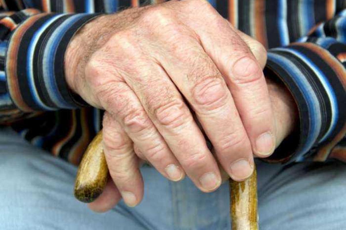 В Луганске решили снизить пенсионный возраст В Луганске решили снизить пенсионный возраст