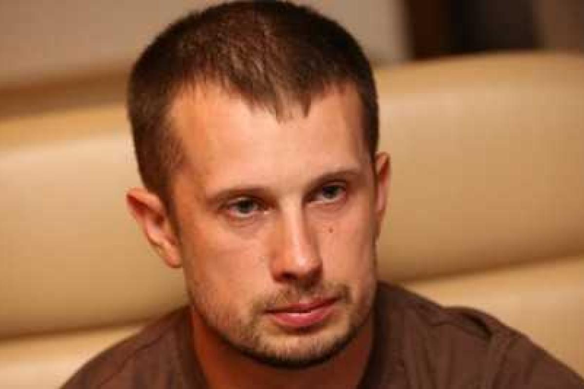 «ДНР» без боя Коминтерново уже не отдаст — командир батальона «Азов» «ДНР» без боя Коминтерново уже не отдаст — командир батальона «Азов»