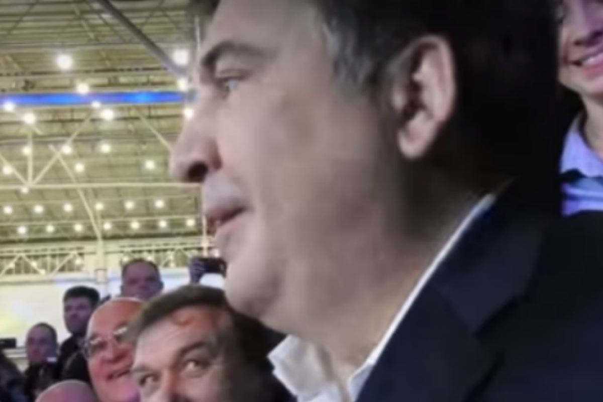 Саакашвили не смог дать ответ на вопрос относительно дорогих авто участников «Антикоррупционного форума»