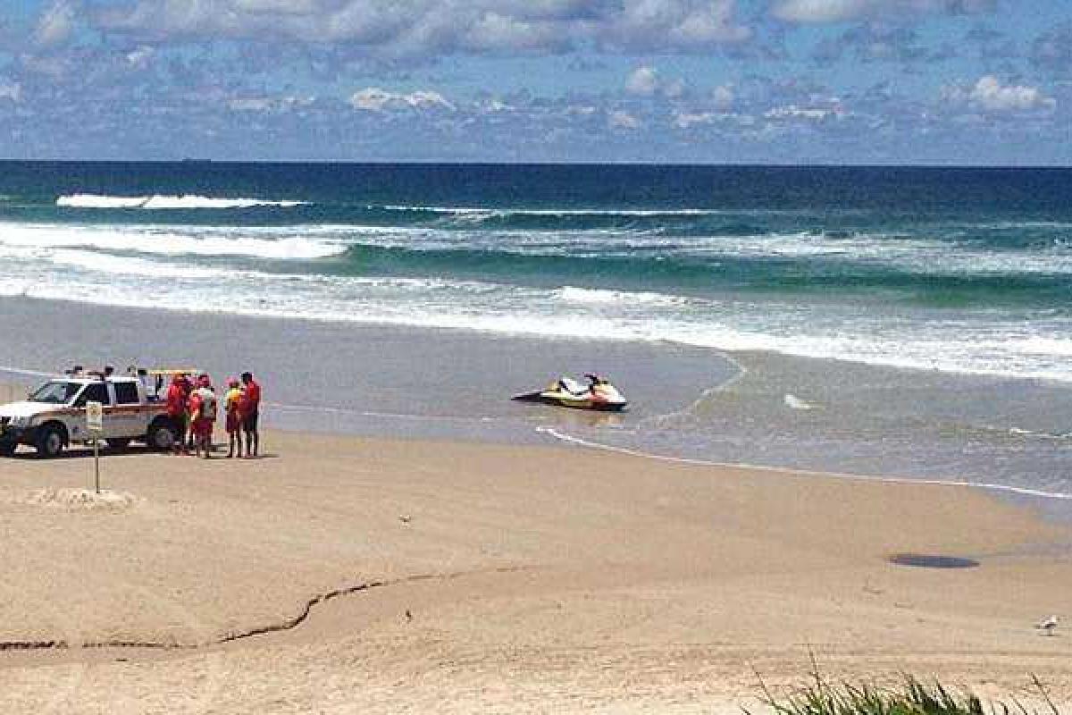 У побережья Японии нашли неизвестную лодку с трупами людей