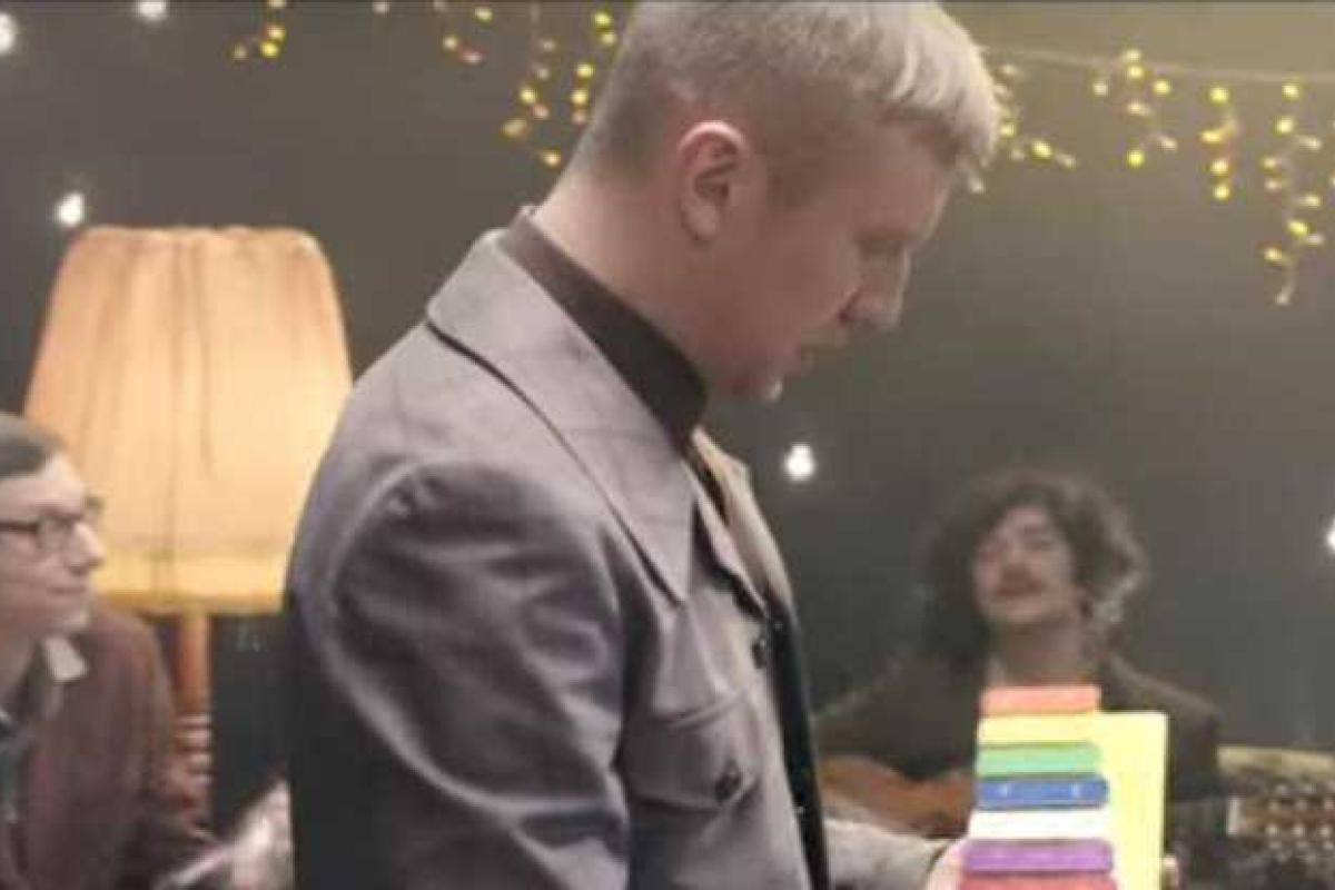 Иван Дорн снял клип на детскую новогоднюю песню