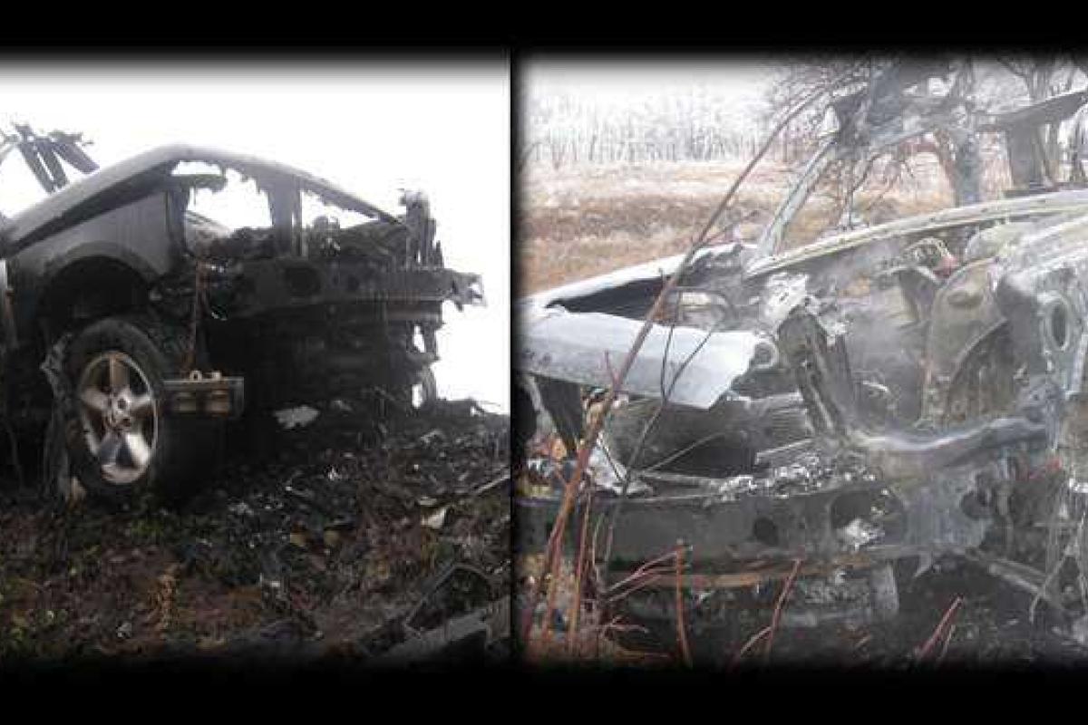 Обнародованы ранее засекреченные фотографии взорванной машина Дремова Обнародованы ранее засекреченные фотографии взорванной машина Дремова