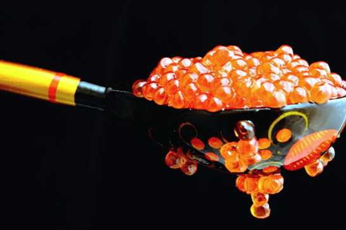 Красная икра "готовится" к новогоднему подорожанию