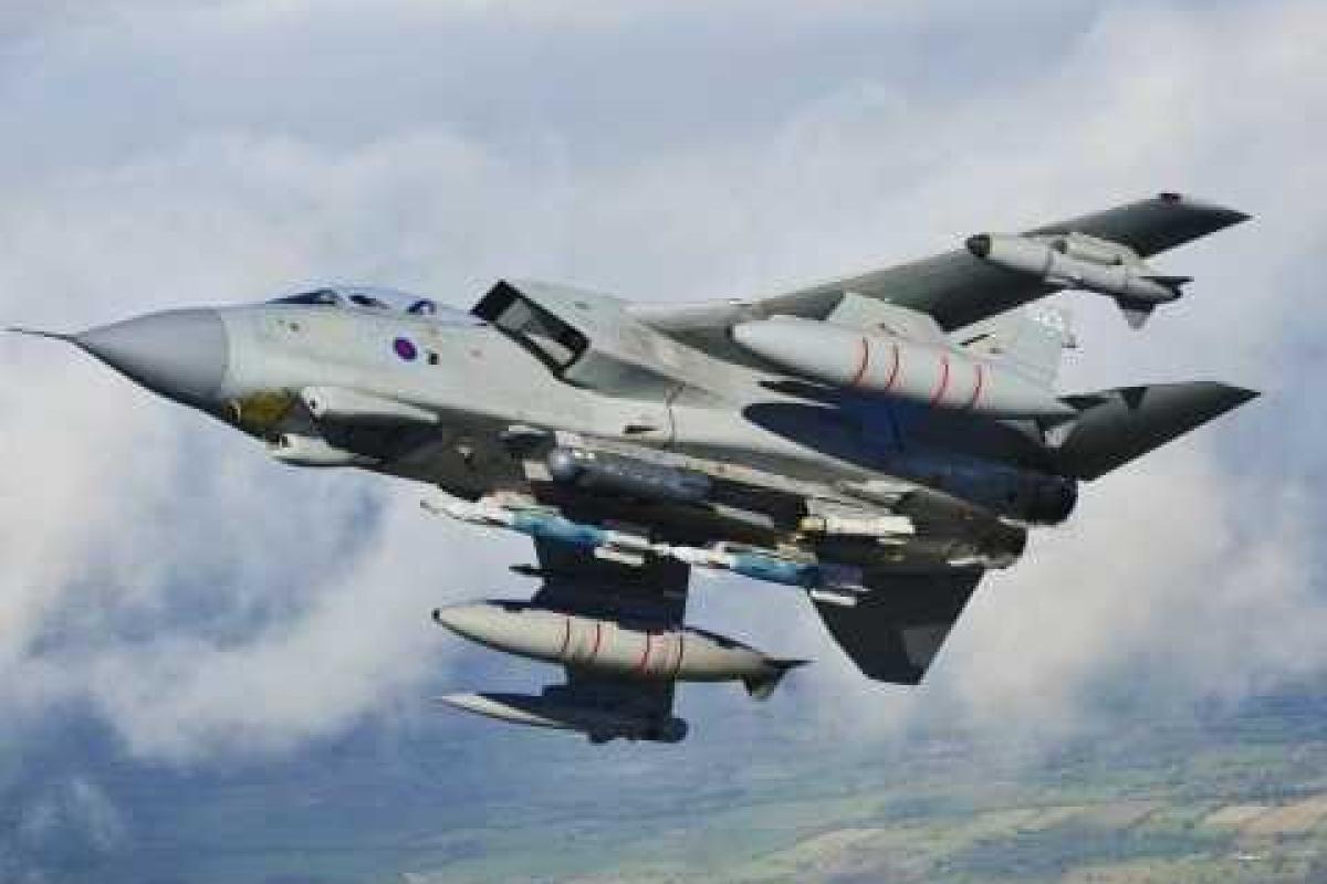 Великобритания нанесла удары по боевикам в Сирии