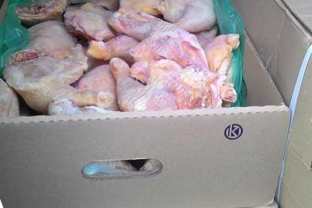 В Волновахском районе остановили авто с нелегальной курятиной В Волновахском районе остановили авто с нелегальной курятиной