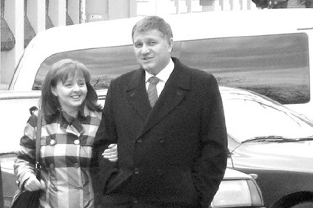 73% акций банка жены Авакова купил донецкий бизнесмен