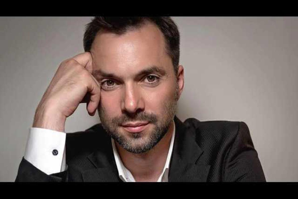 Арестович о суде над подозреваемым в убийстве Бузины: Дело шито гнилыми нитками Арестович о суде над подозреваемым в убийстве Бузины: Дело шито гнилыми нитками