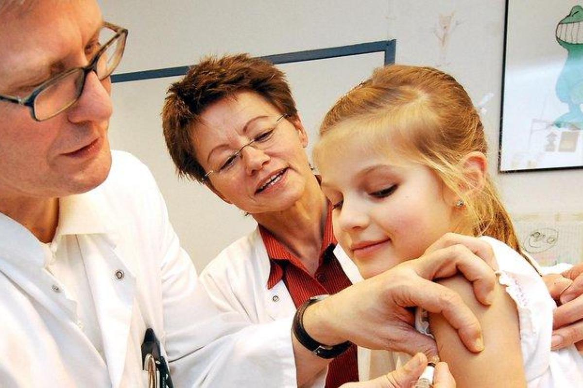 Завершен второй тур вакцинации детей от полиомиелита