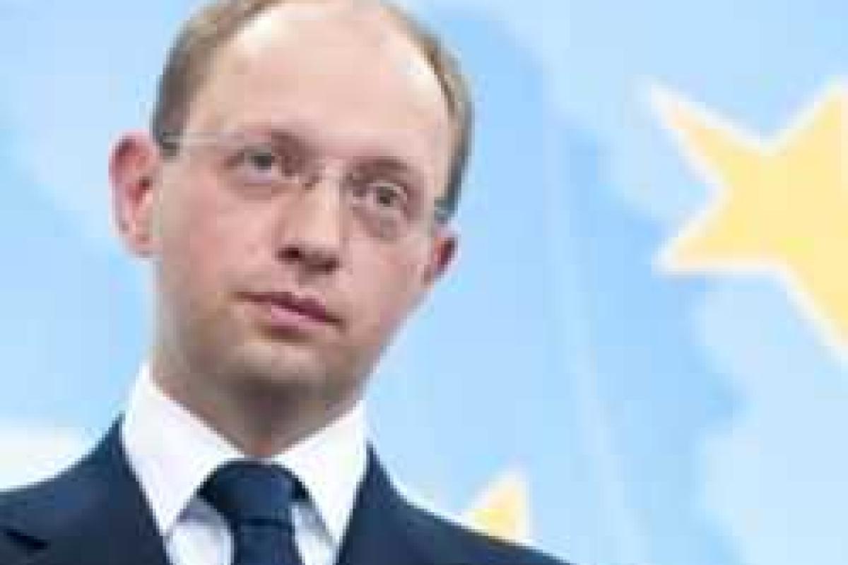 Яценюк намекнул на конфликт с Порошенко Яценюк намекнул на конфликт с Порошенко