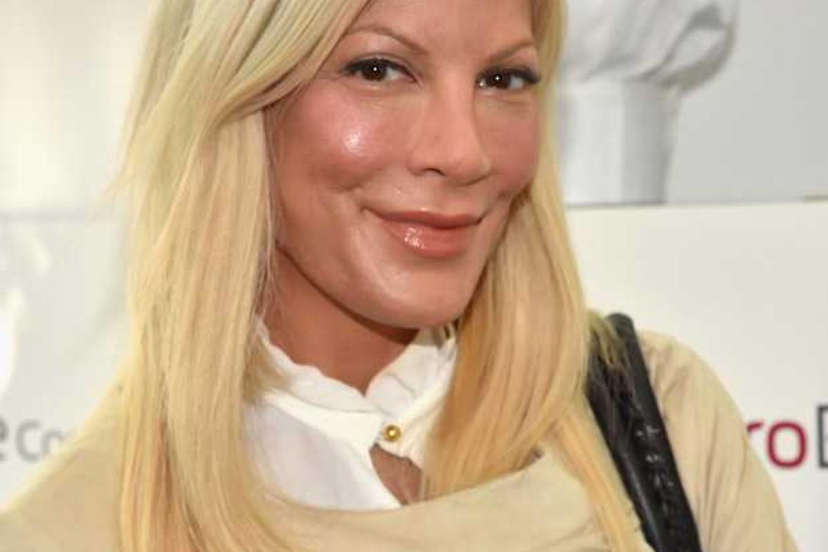 Звезда сериала "Беверли Хиллз" увязла в долгах Звезда сериала "Беверли Хиллз" увязла в долгах