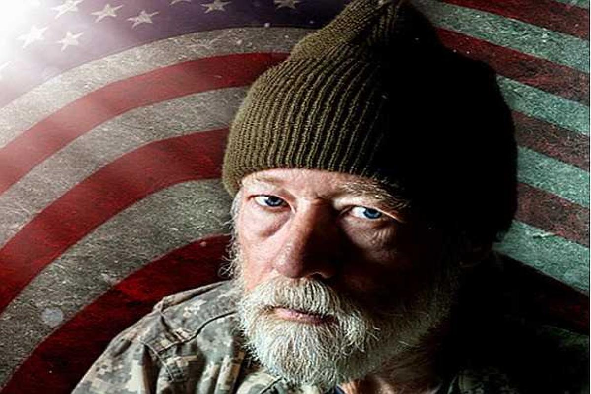 Американский бомж дал россиянину 10 долларов, когда узнал о его зарплате