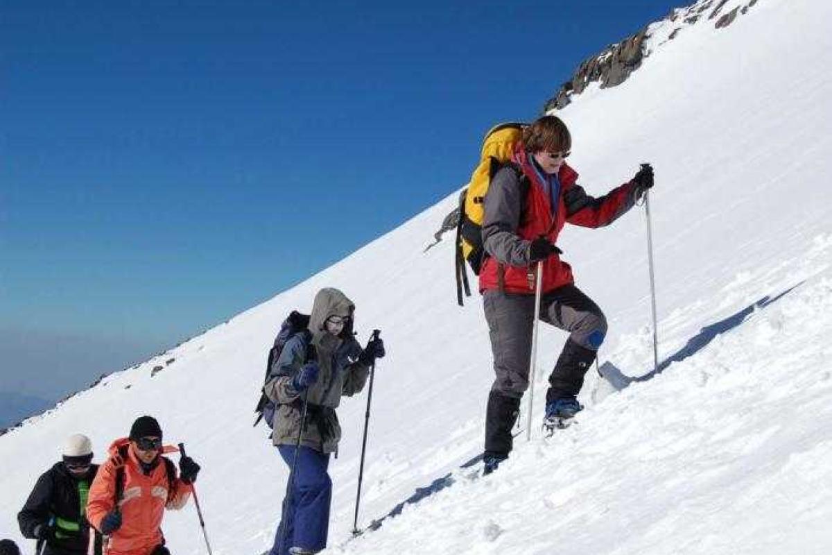 В крымском ущелье погиб 30-летний москвич В крымском ущелье погиб 30-летний москвич