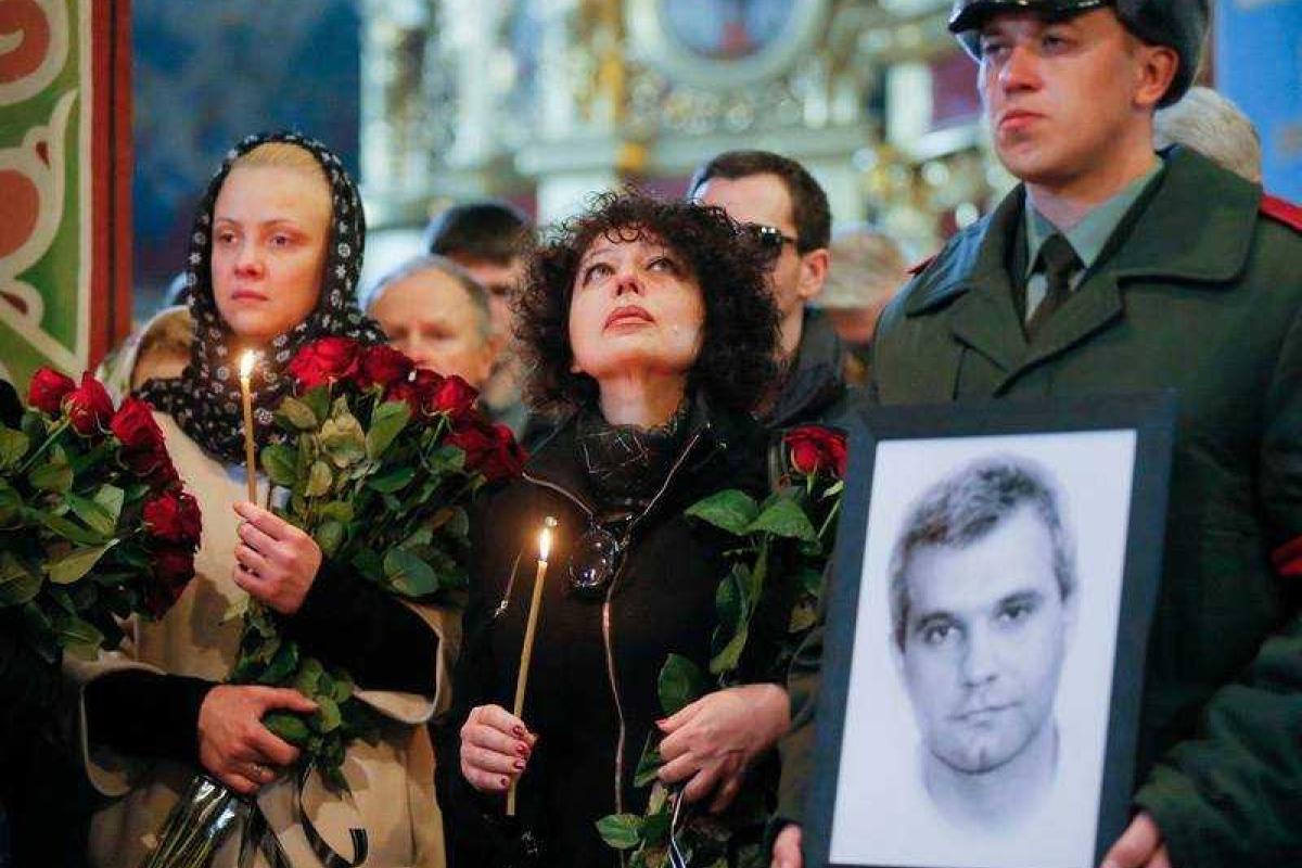 Волонтер рассказала о последних часах жизни героя-"киборга" Игоря Броневицкого Волонтер рассказала о последних часах жизни героя-"киборга" Игоря Броневицкого