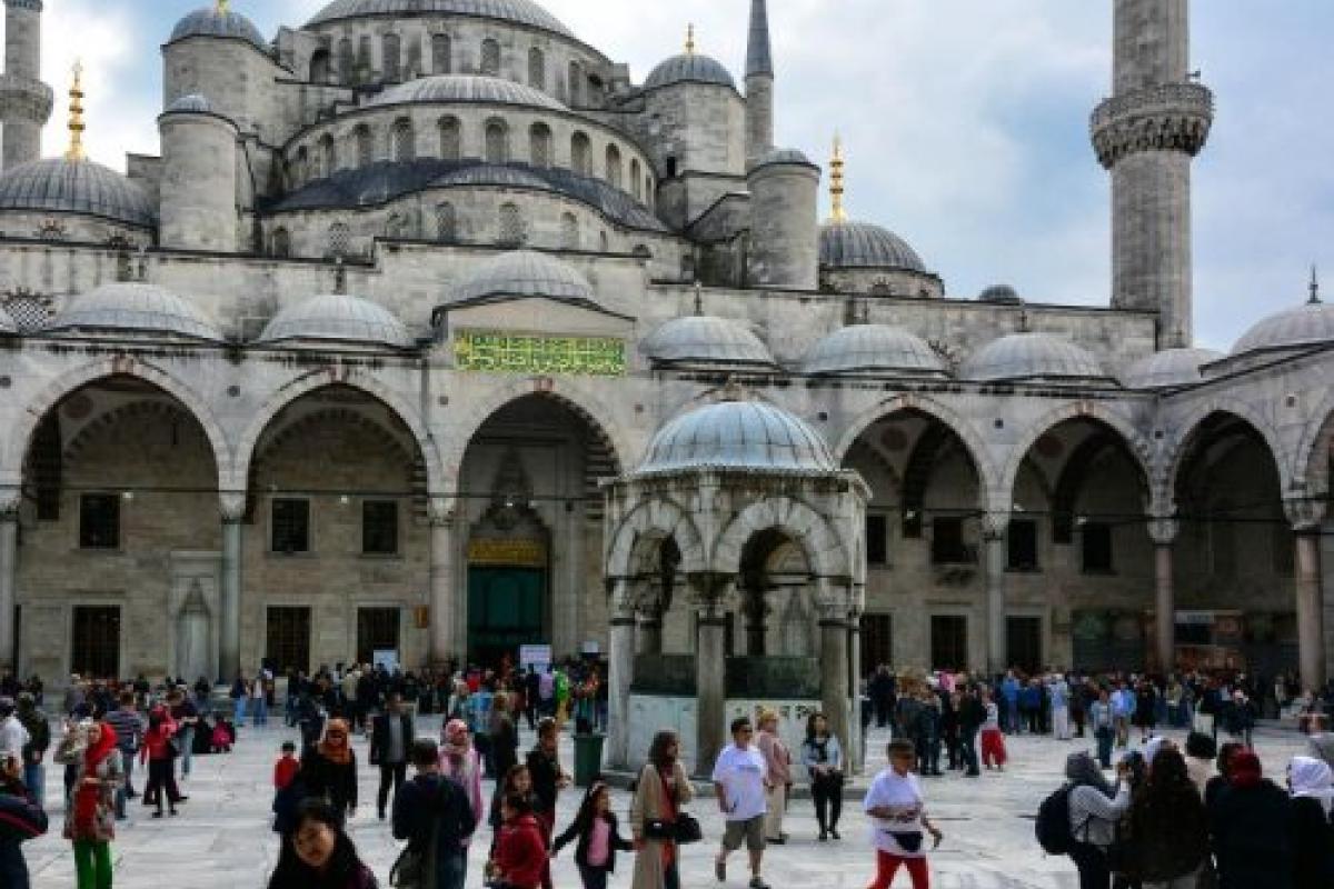 В Стамбуле произошла драка на месте теракта 