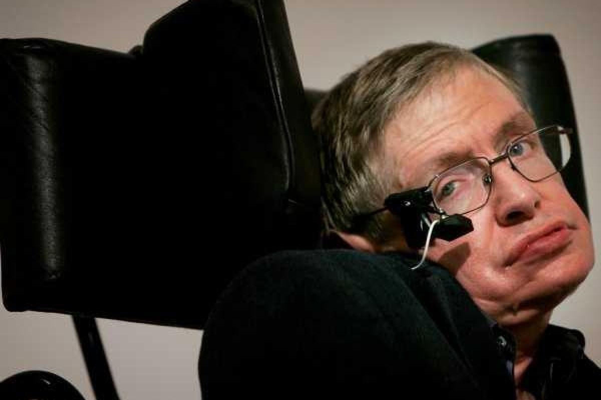 Стивен Хокинг назвал сроки неминуемой техногенной катастрофы 