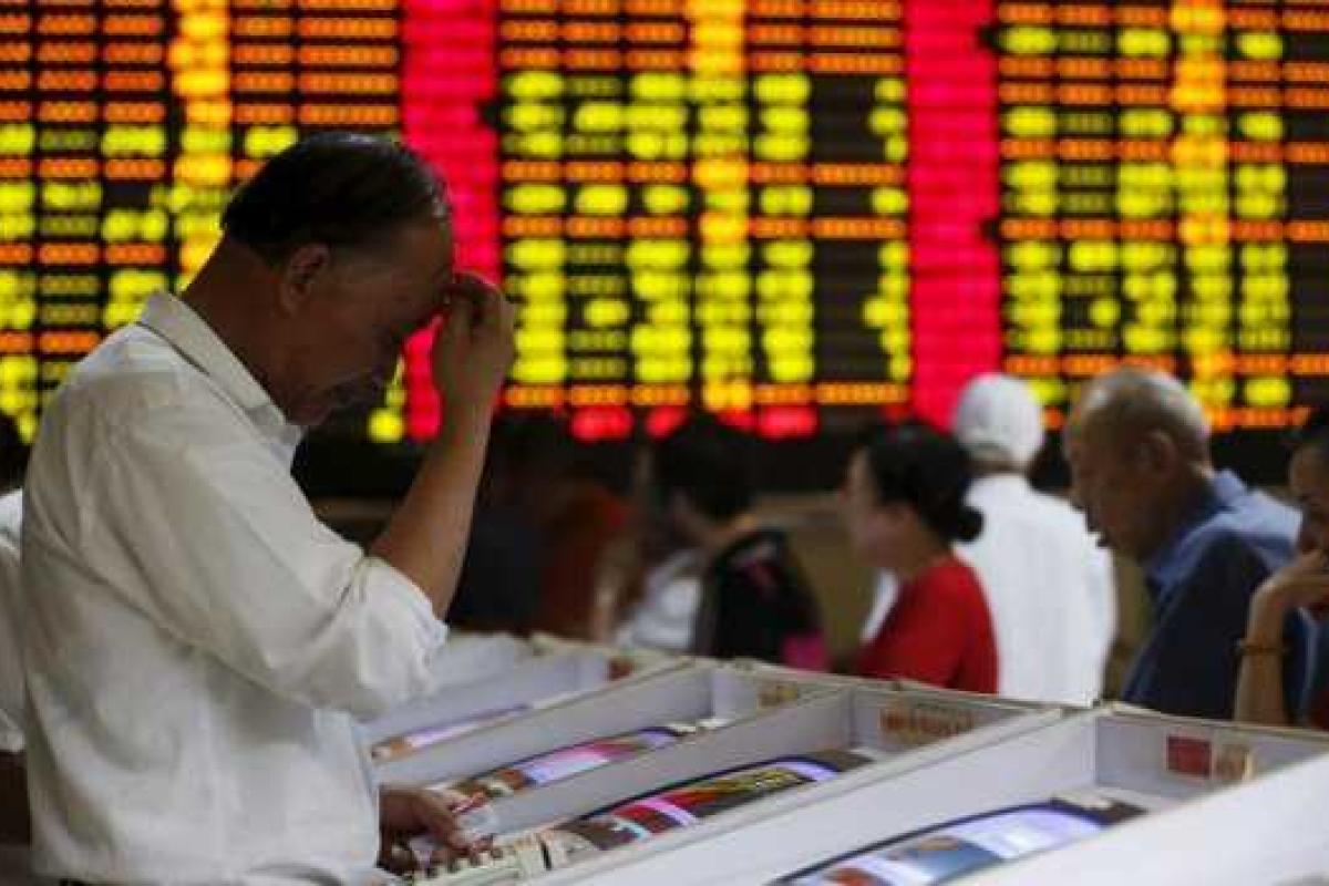 Обвал биржи Китая: Причины и последствия  Обвал биржи Китая: Причины и последствия