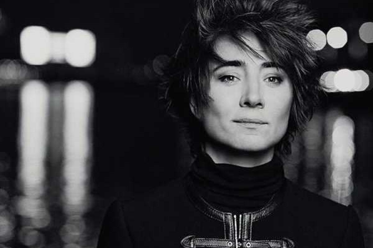 Земфира впервые откровенно рассказала о смерти матери Земфира впервые откровенно рассказала о смерти матери