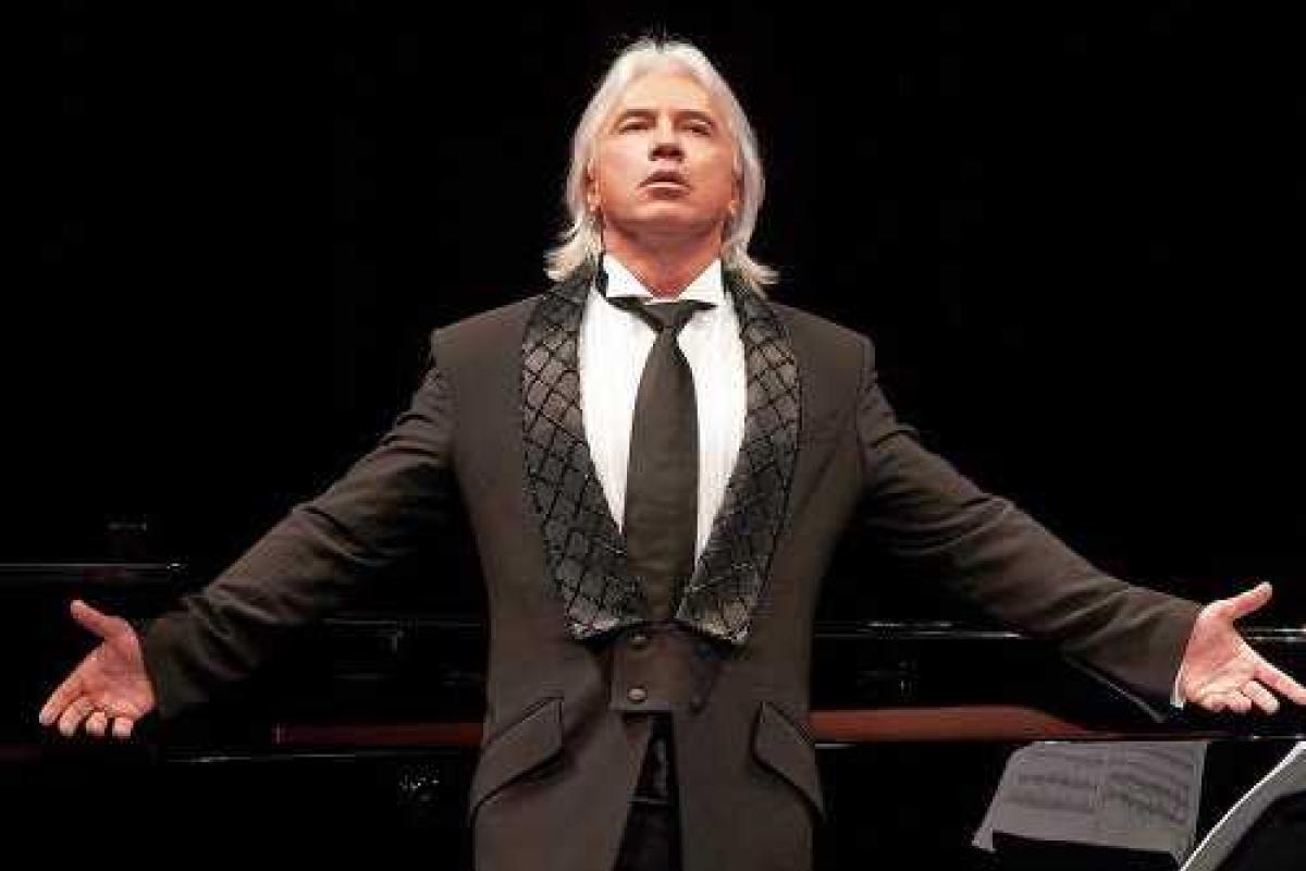 Больной раком Дмитрий Хворостовский обратился к поклонникам 