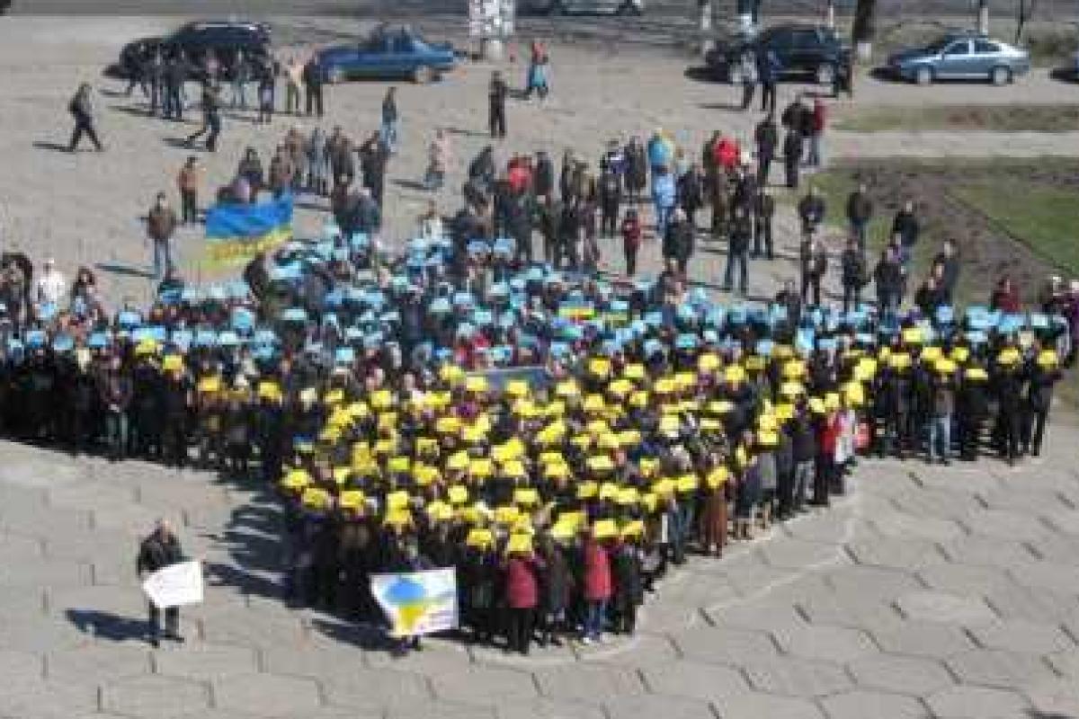 Путину не понравится! Крымчане, сидя без света, начинают писать стихи  Путину не понравится! Крымчане, сидя без света, начинают писать стихи