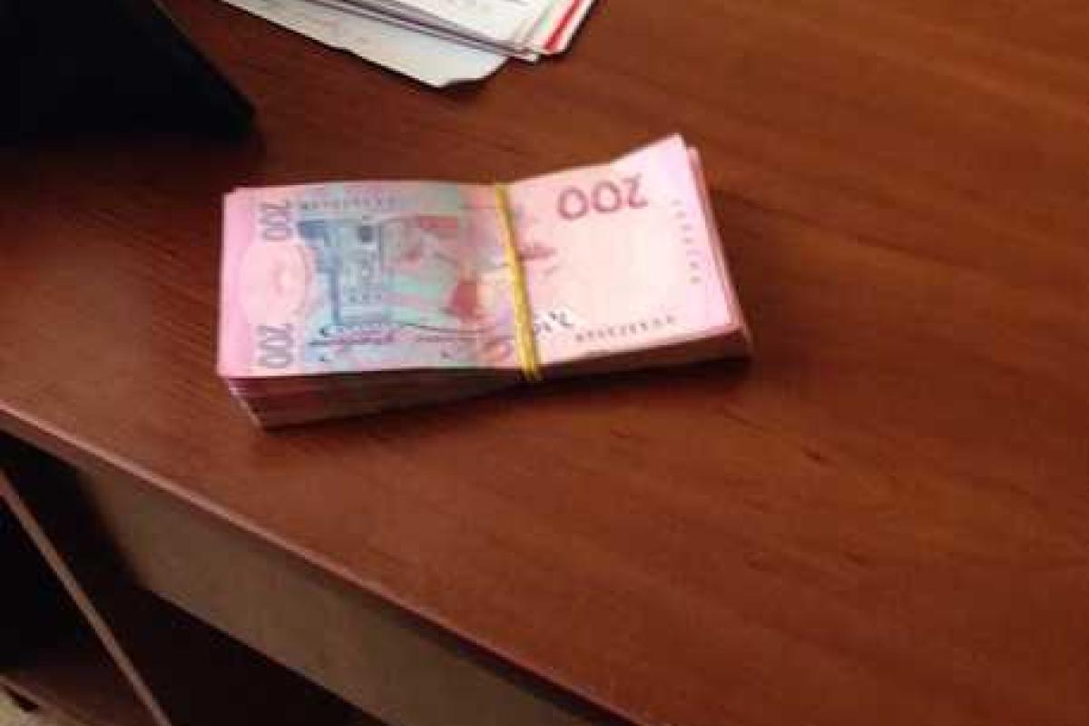 Соратника Ляшко поймали на взятке в 15 тысяч гривен