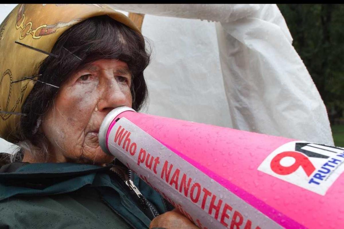 В США умерла протестовавшая 30 лет у Белого дома женщина