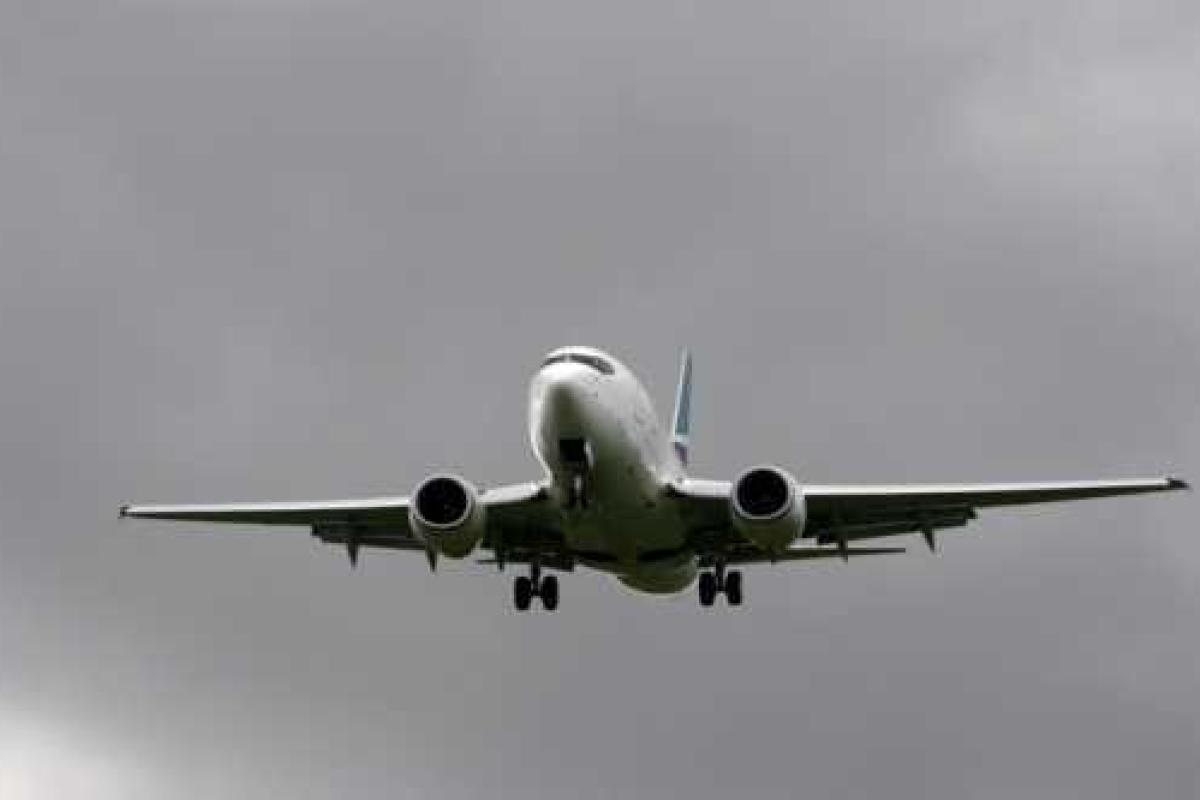 Лайнер American Airlines попал в завихрение: 7 человек пострадали